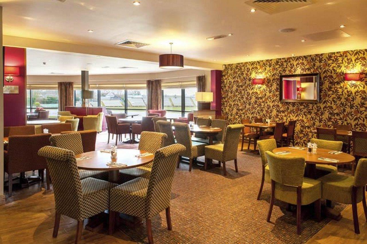 Premier Inn Worcester City Centre Exteriör bild