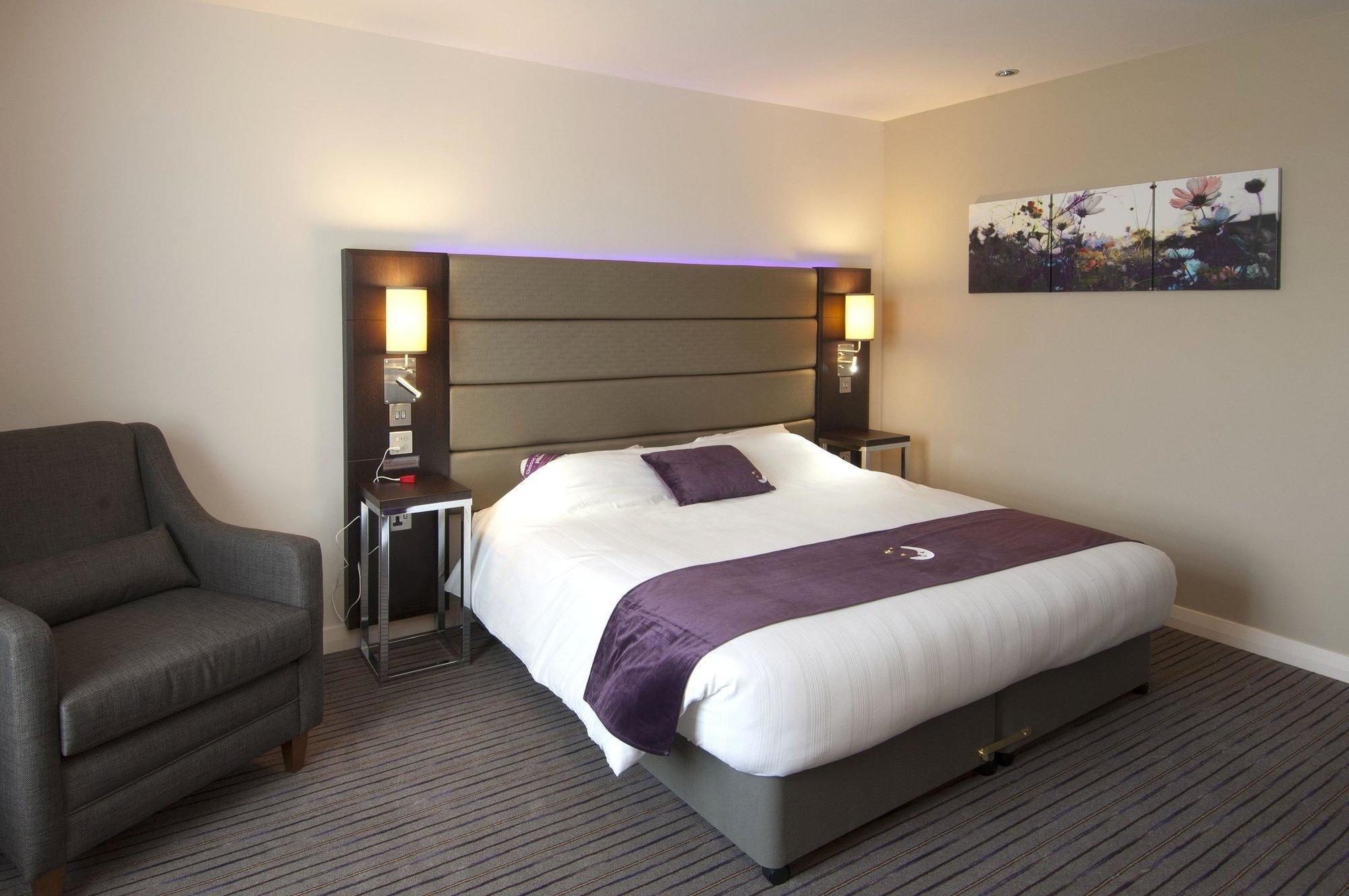 Premier Inn Worcester City Centre Exteriör bild